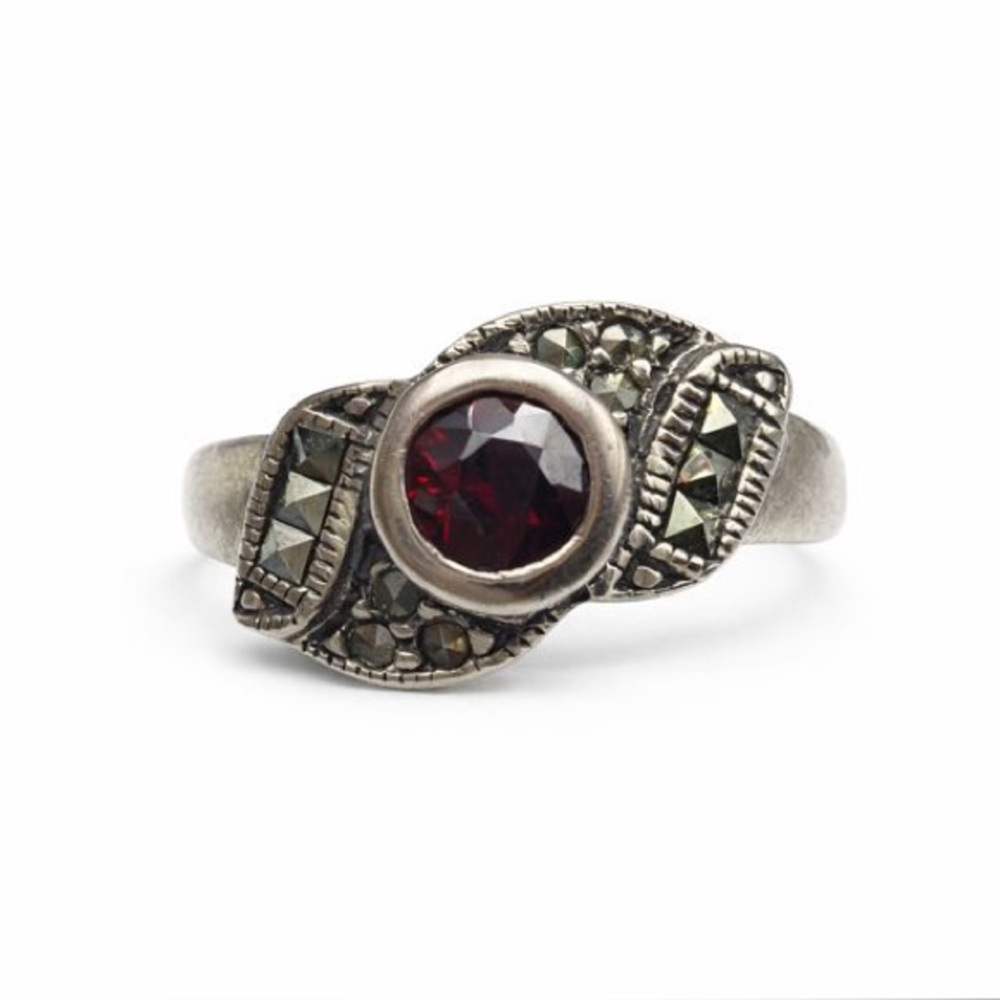 925 Garnet Marcasite Ring